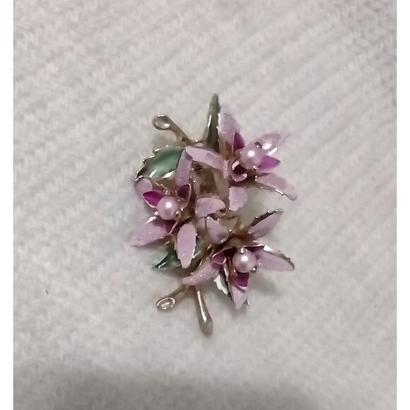 Vintage 1950s Lilly Rose Brooch Pin Earring Set - Purple Enamel Flowers & Pearls - Picture 10 of 12